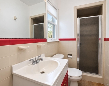 455 E Park Avenue - Photo Thumbnail 27