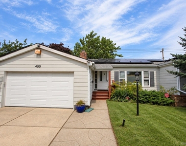 455 E Park Avenue - Photo Thumbnail 1