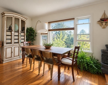 455 E Park Avenue - Photo Thumbnail 4