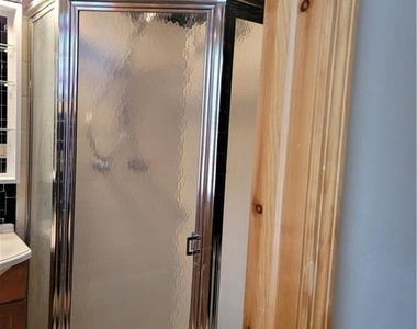 14 Lakeside Drive - Photo Thumbnail 10