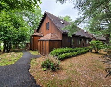 14 Lakeside Drive - Photo Thumbnail 23