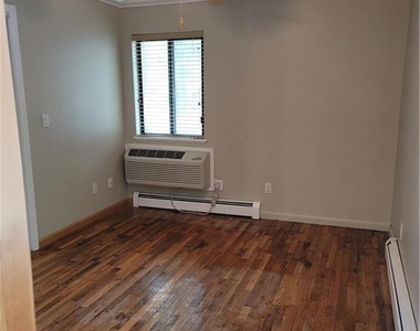 14 Lakeside Drive - Photo Thumbnail 11