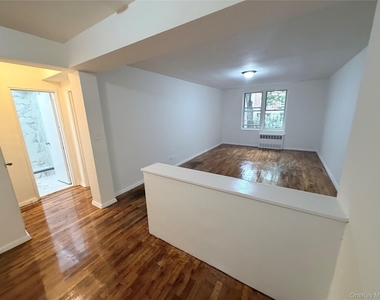 40-15 61st Street - Photo Thumbnail 5
