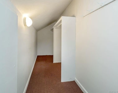 19 Elm Street - Photo Thumbnail 20