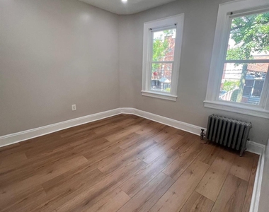 8125 Liberty Avenue - Photo Thumbnail 9