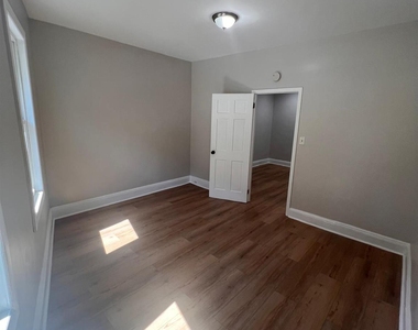 8125 Liberty Avenue - Photo Thumbnail 10