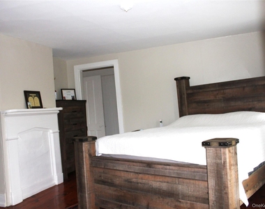 244 Lippincott Road - Photo Thumbnail 8