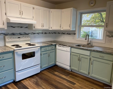 19 Alden Terrace - Photo Thumbnail 4