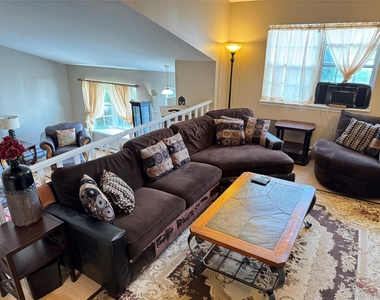 1 Hawthorne Court - Photo Thumbnail 4
