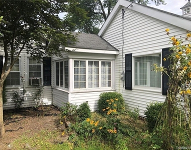 17 Brookside Road - Photo Thumbnail 1