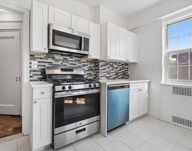 45 Popham Road - Photo Thumbnail 10