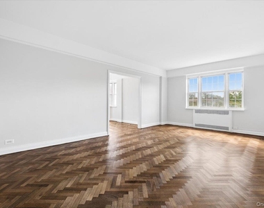 45 Popham Road - Photo Thumbnail 4