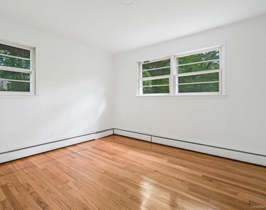 210 Michigan Avenue - Photo Thumbnail 7