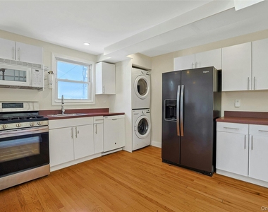 188 Main Street - Photo Thumbnail 6