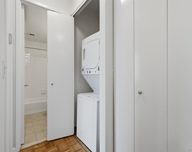35 N Chatsworth Avenue - Photo Thumbnail 18