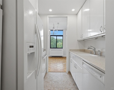 35 N Chatsworth Avenue - Photo Thumbnail 8