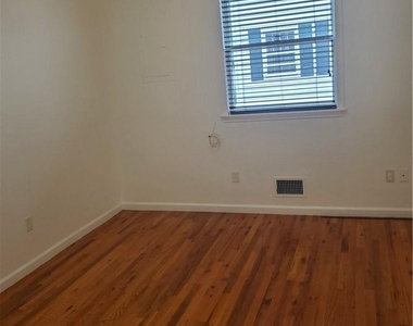 113 Main Street - Photo Thumbnail 7