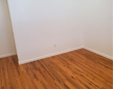 113 Main Street - Photo Thumbnail 6