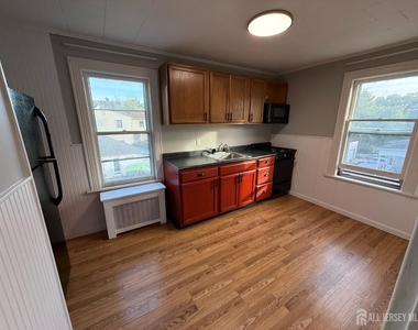 74 Mountain Avenue - Photo Thumbnail 1
