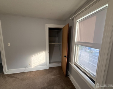 74 Mountain Avenue - Photo Thumbnail 13