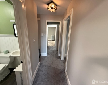 74 Mountain Avenue - Photo Thumbnail 17