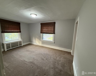 74 Mountain Avenue - Photo Thumbnail 10