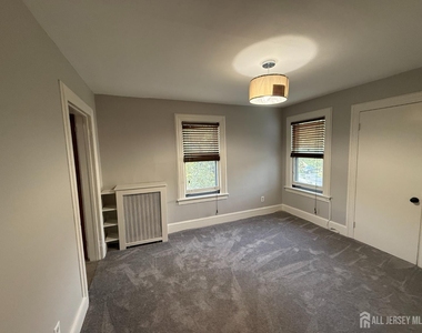 74 Mountain Avenue - Photo Thumbnail 6