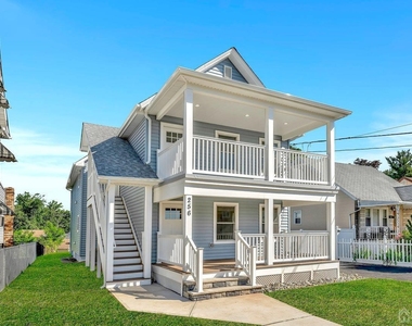 256 Main Street - Photo Thumbnail 1