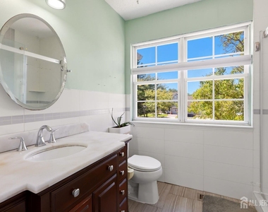 50 Glen Oaks Court - Photo Thumbnail 19
