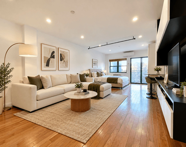 27-16 41st Avenue - Photo Thumbnail 1