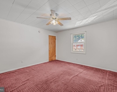 268 Wilkes Street - Photo Thumbnail 16