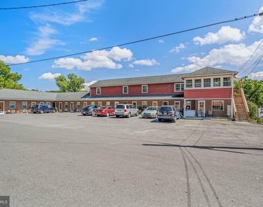268 Wilkes Street - Photo Thumbnail 2
