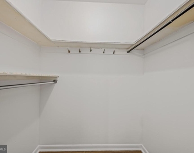 268 Wilkes Street - Photo Thumbnail 17