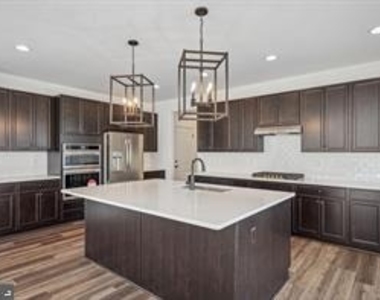 204 Truslow Ridge Court - Photo Thumbnail 12