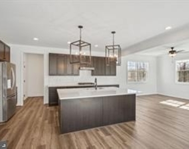 204 Truslow Ridge Court - Photo Thumbnail 14