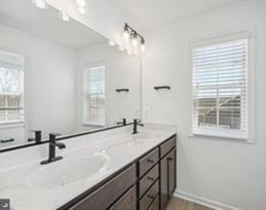 204 Truslow Ridge Court - Photo Thumbnail 26