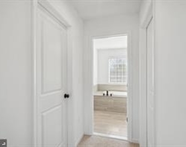 204 Truslow Ridge Court - Photo Thumbnail 32