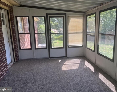 4906 Hood Drive - Photo Thumbnail 19