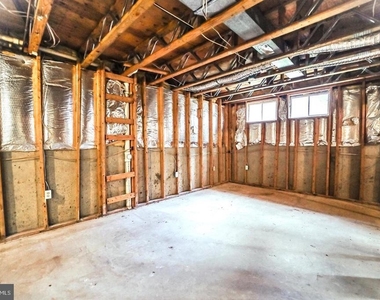 5702 Cambridge Drive - Photo Thumbnail 35