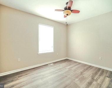 5702 Cambridge Drive - Photo Thumbnail 20
