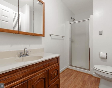 206 Hampton Drive - Photo Thumbnail 21