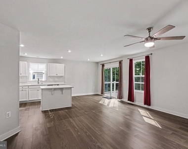 8914 Penrith Drive - Photo Thumbnail 6