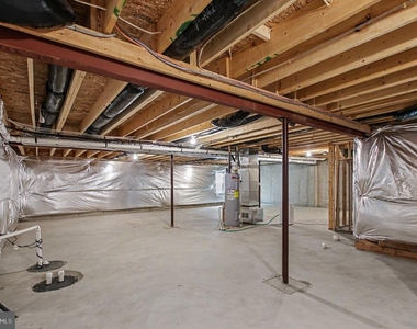 8914 Penrith Drive - Photo Thumbnail 20