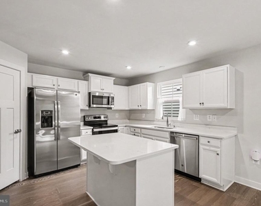 8914 Penrith Drive - Photo Thumbnail 5