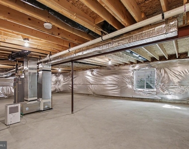8914 Penrith Drive - Photo Thumbnail 19