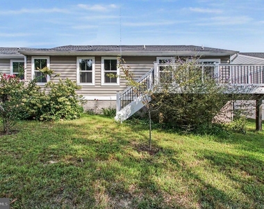 8914 Penrith Drive - Photo Thumbnail 24