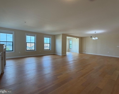 485 Harbor Side Street - Photo Thumbnail 12