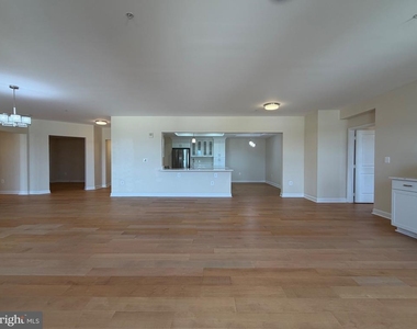 485 Harbor Side Street - Photo Thumbnail 9
