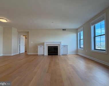 485 Harbor Side Street - Photo Thumbnail 31