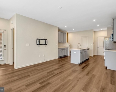 2508 Neabsco Common Place - Photo Thumbnail 3